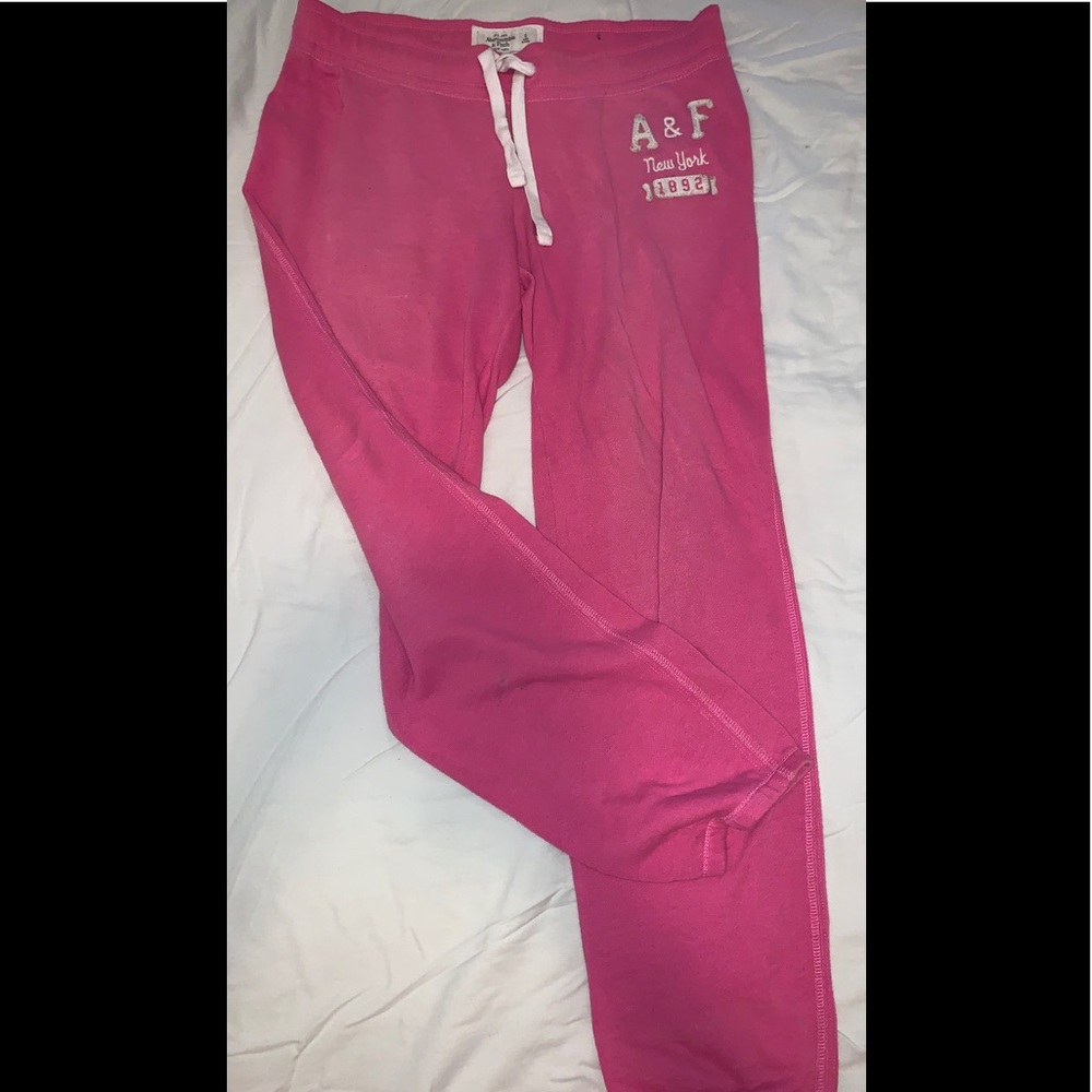 Abercrombie & Fitch sweats